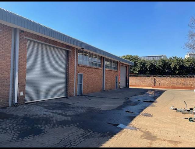 INDUSTRIAL PROPERTY TO RENT IN HENNOPSPARK